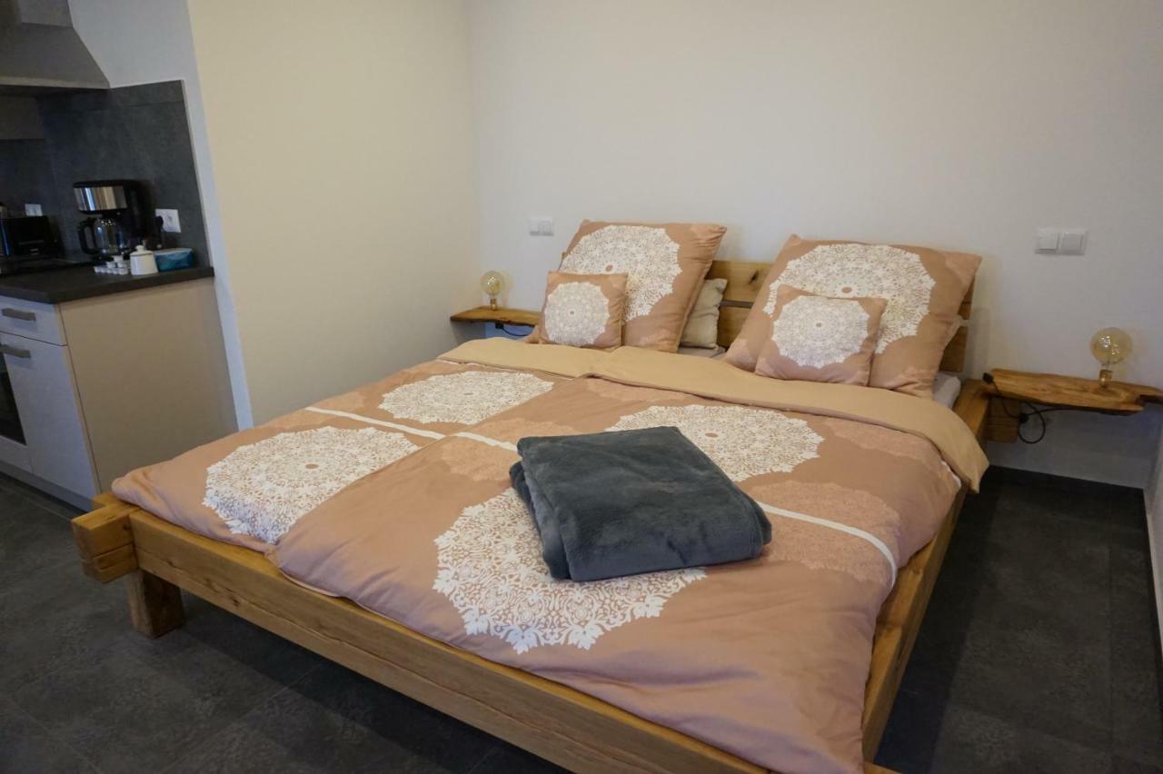 Wohnung 2 Im Kirschbluetenhof 인겔하임암라인 외부 사진