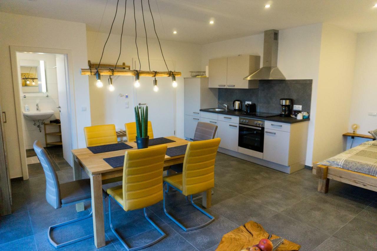 Wohnung 2 Im Kirschbluetenhof 인겔하임암라인 외부 사진